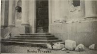Tonezza - Kirchenportal